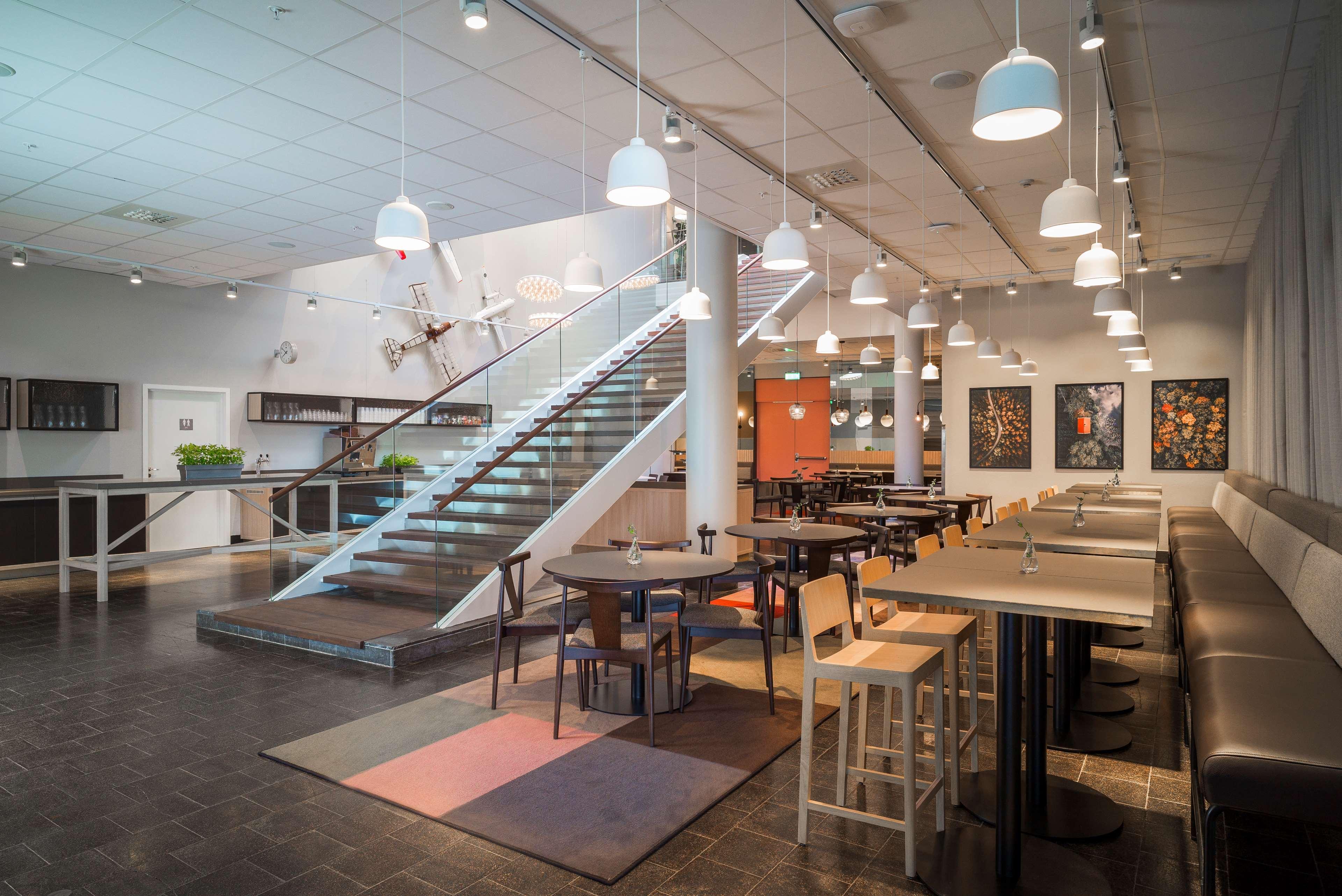 Radisson Blu Airport Terminal Hotel Arlanda Exterior photo Interior of the hotel