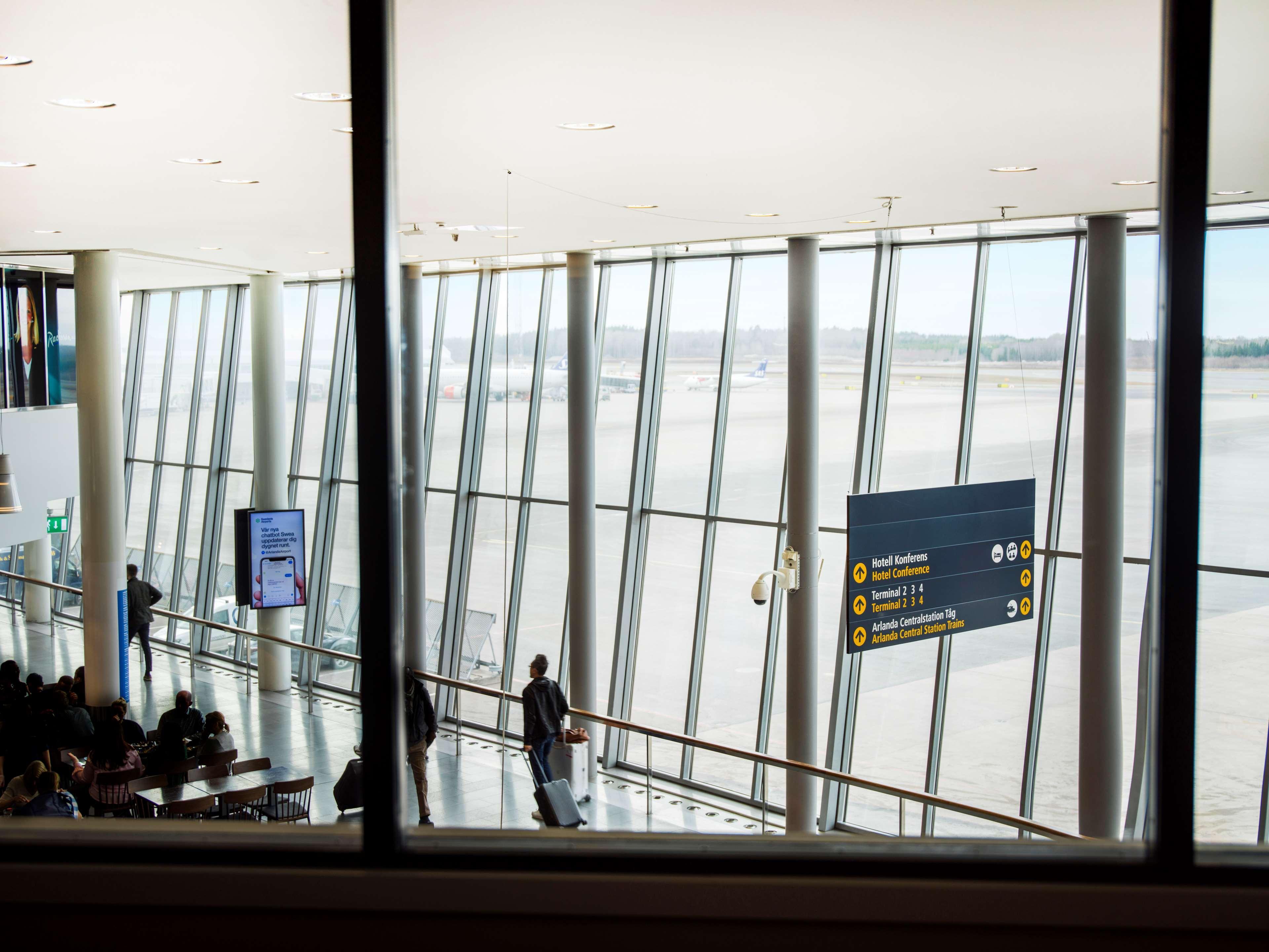 Radisson Blu Airport Terminal Hotel Arlanda Exterior photo The airport is located in Helsinki.