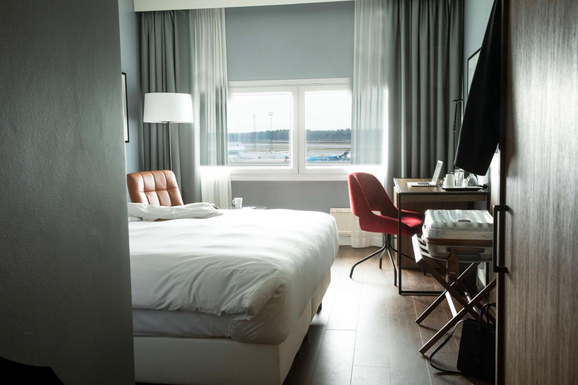 Radisson Blu Airport Terminal Hotel Arlanda Exterior photo Room at the airport