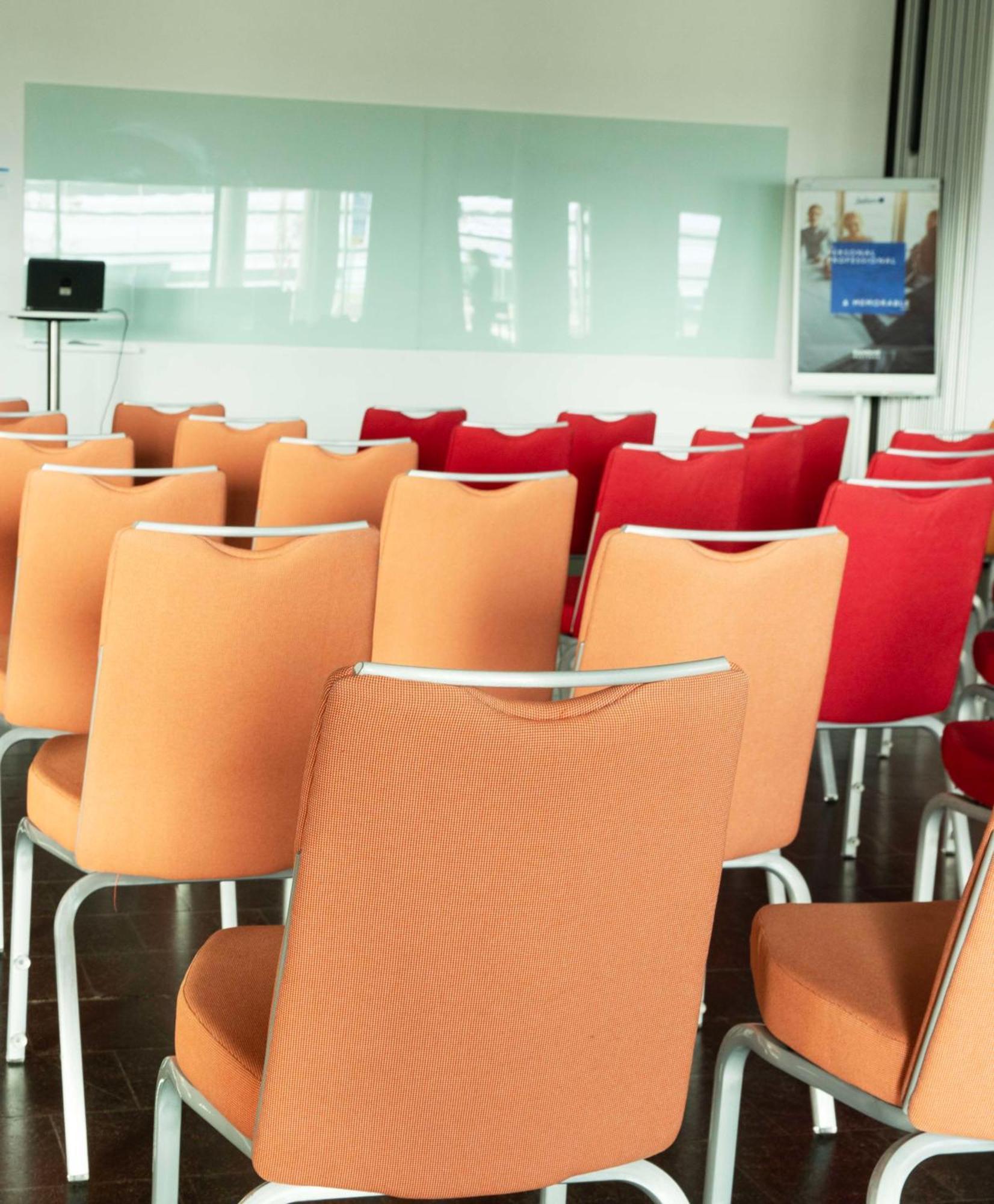 Radisson Blu Airport Terminal Hotel Arlanda Exterior photo The conference room of the hotel